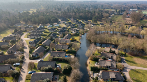 aanbieding-Roompot vakantiepark De Veluwse Hoevegaerde-boeken